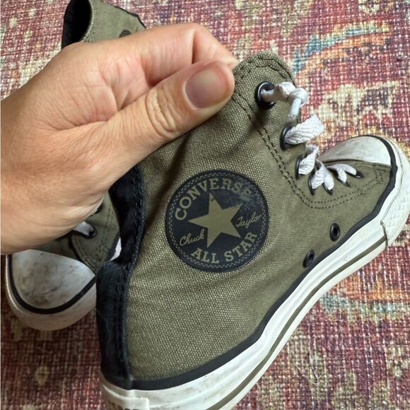 Converse Chuck Taylor Kids High-Top Sneakers Size 3- Olive Green with Black - Picture 3 of 9